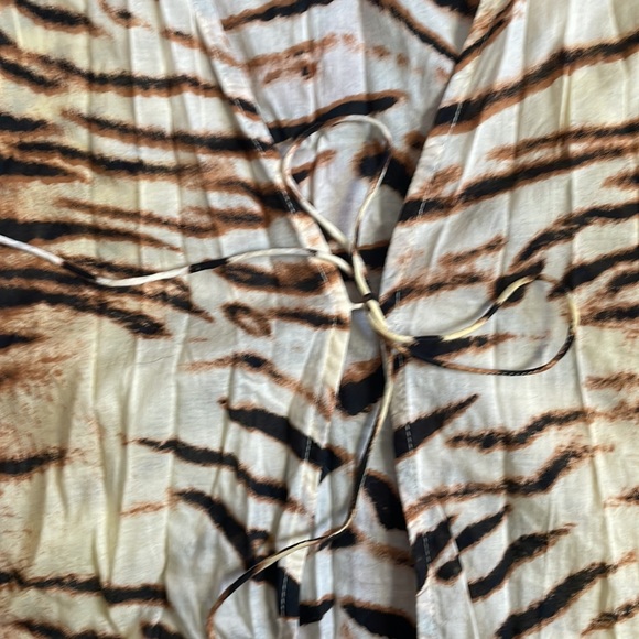 Acacia Honey Coverup Tie Top - Picture 3 of 7